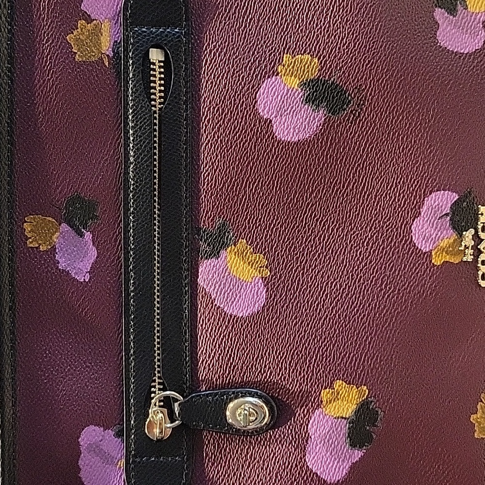 Coach "Taylor" purple plum floral crossbody bag - Picture 2 of 7